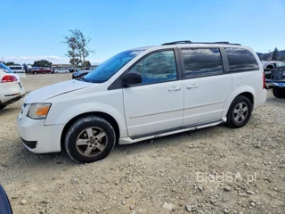 DODGE GRAND CARAVAN HERO