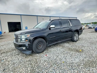 CHEVROLET SUBURBAN C1500 LTZ