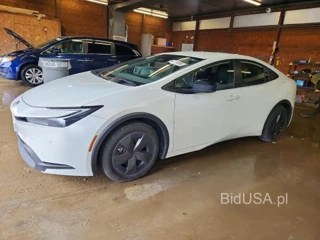 TOYOTA PRIUS LE
