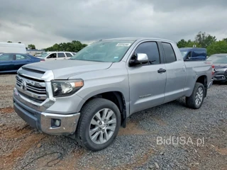 TOYOTA TUNDRA SR5