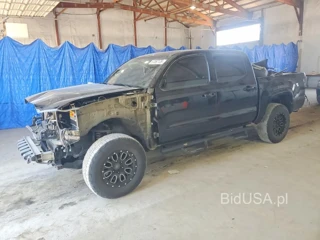 TOYOTA TACOMA SR V6
