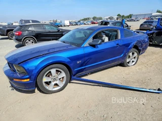 FORD MUSTANG GT