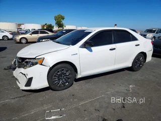 TOYOTA CAMRY HYBRID LE