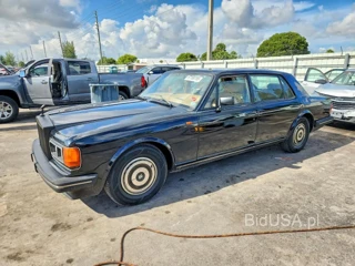ROLLS-ROYCE SILVER SPUR