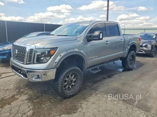 NISSAN TITAN PRO-4X