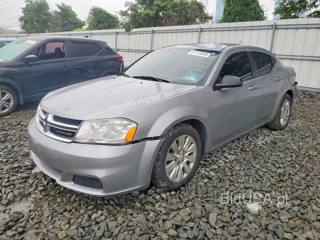 DODGE AVENGER SE