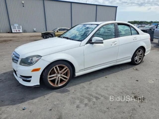 MERCEDES-BENZ C 250