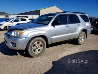 TOYOTA 4RUNNER SR5