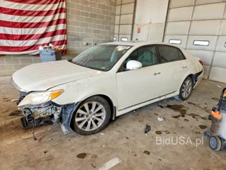TOYOTA AVALON LIMITED