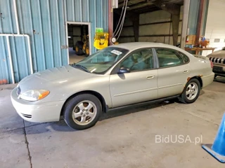 FORD TAURUS SE