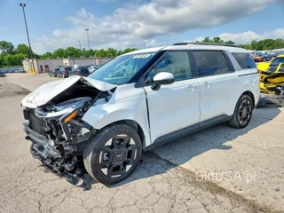 KIA CARNIVAL EX