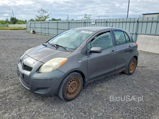 TOYOTA YARIS BASE