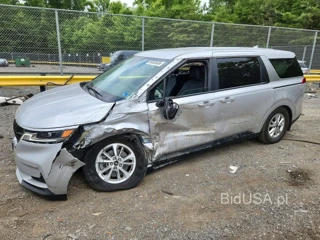 KIA CARNIVAL LX