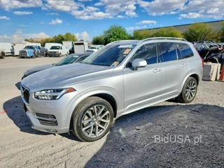 VOLVO XC90 T6 MOMENTUM