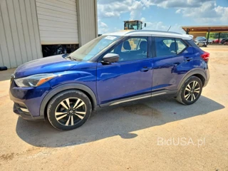 NISSAN KICKS SR