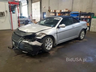 CHRYSLER 200 TOURING