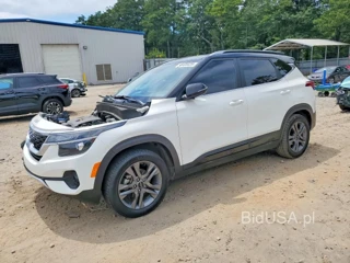 KIA SELTOS S