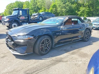 FORD MUSTANG GT