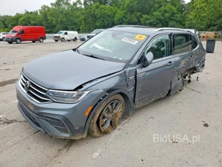 VOLKSWAGEN TIGUAN SE