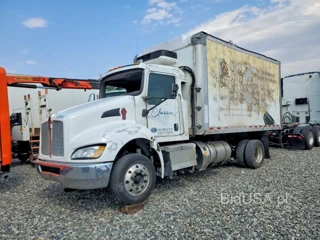 KENWORTH T300