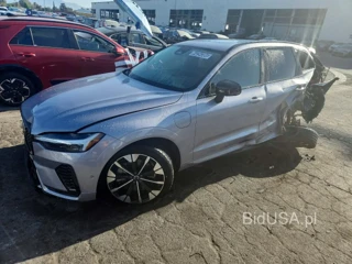 VOLVO XC60 PLUS