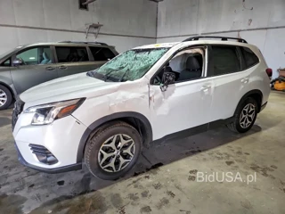 SUBARU FORESTER PREMIUM