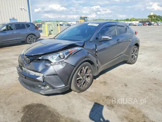 TOYOTA C-HR XLE