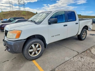 NISSAN TITAN XE