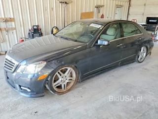 MERCEDES-BENZ E 550