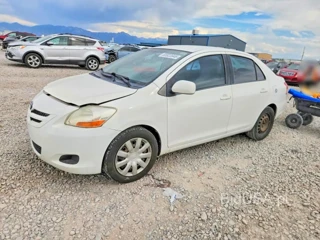 TOYOTA YARIS BASE