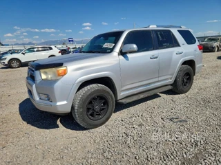 TOYOTA 4RUNNER SR5