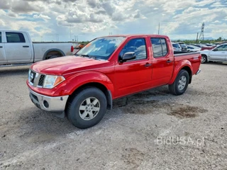 NISSAN FRONTIER SE