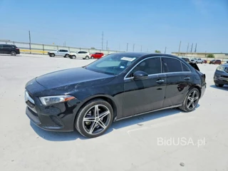 MERCEDES-BENZ A 220 4MATIC