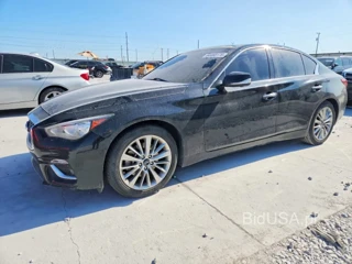 INFINITI Q50 LUXE