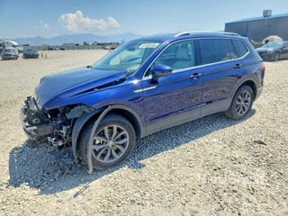 VOLKSWAGEN TIGUAN SE