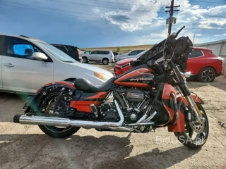 HARLEY-DAVIDSON FLHXSE CVO STREET GLIDE