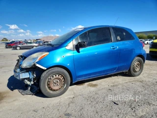TOYOTA YARIS BASE