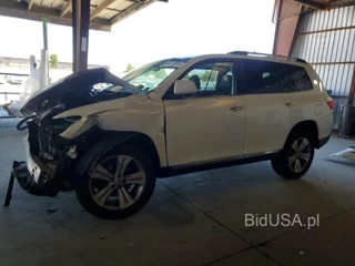 TOYOTA HIGHLANDER LIMITED