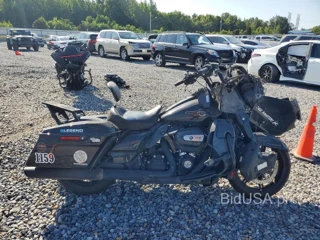 HARLEY-DAVIDSON FLTRK