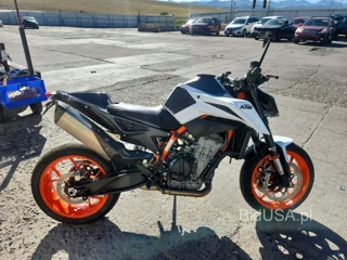 KTM 890 DUKE R