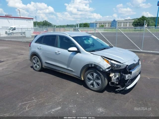 KIA KIA NIRO LX