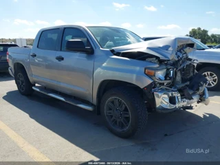 TOYOTA TOYOTA TUNDRA SR5
