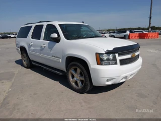 CHEVROLET CHEVROLET SUBURBAN LT