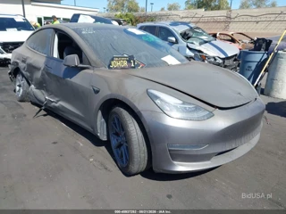 TESLA TESLA MODEL 3 LONG RANGE/MID RANGE/STANDARD RANGE/STANDARD RANGE PLUS