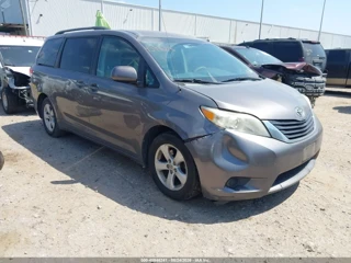 TOYOTA TOYOTA SIENNA LE V6 8 PASSENGER