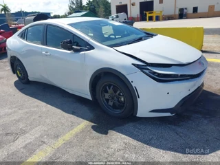 TOYOTA TOYOTA PRIUS LE