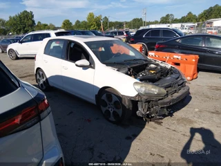 VOLKSWAGEN VOLKSWAGEN GTI 4-DOOR