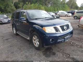 NISSAN NISSAN PATHFINDER SV
