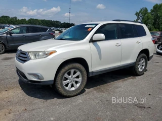 TOYOTA HIGHLANDER PLUS