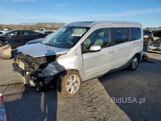 FORD TRANSIT CONNECT TITANIUM